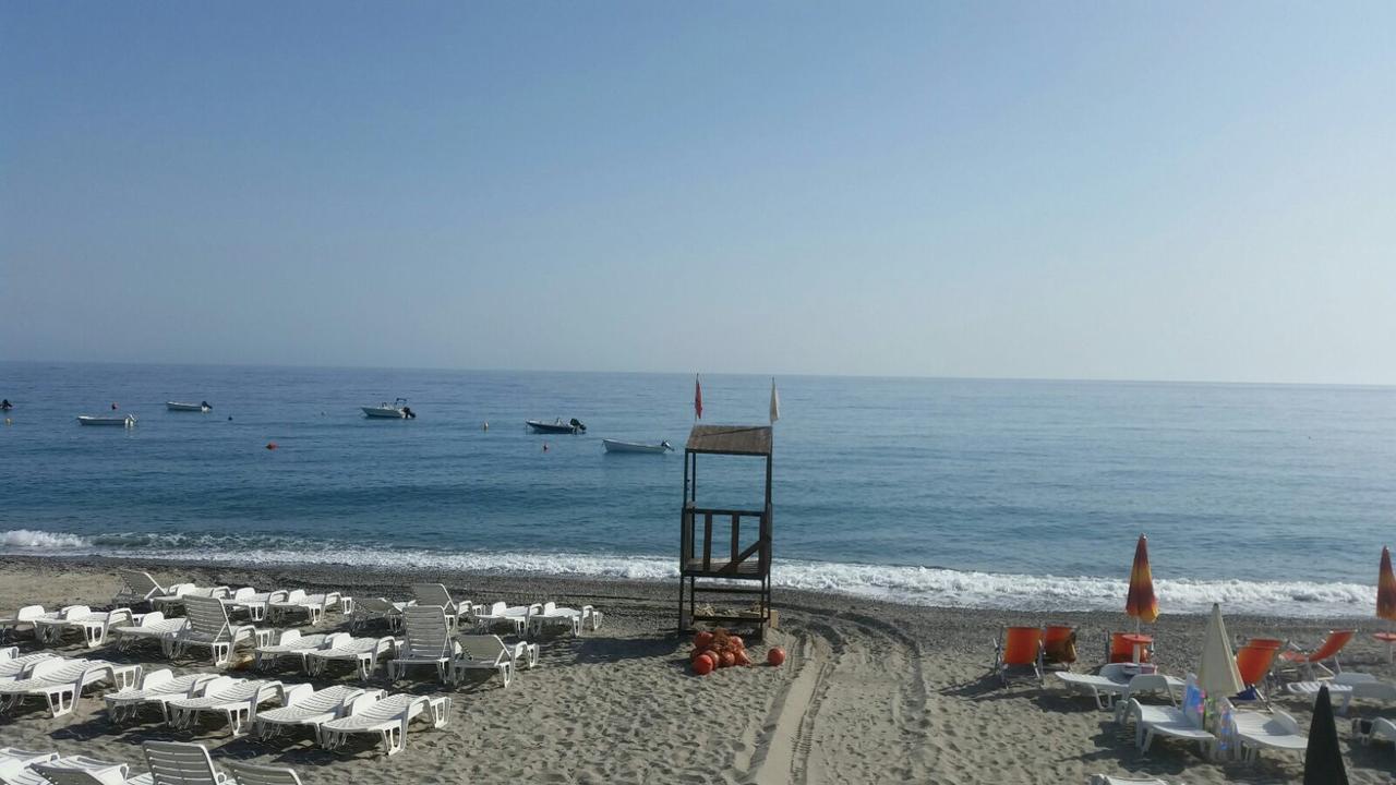 La Perla Jonica Hotell Bova Marina Exteriör bild